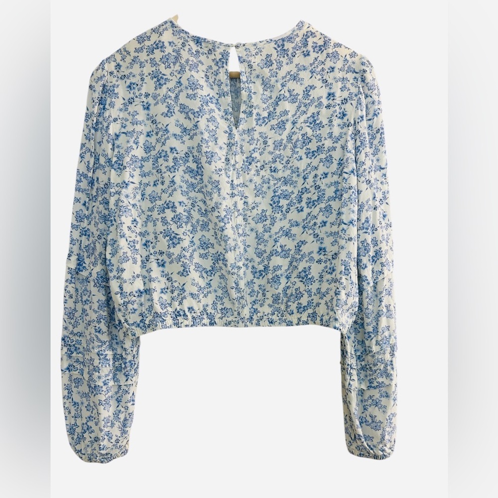 Z Supply Nylah Tropez Cottagecore Light Blue White Cropped Floral Top Size L - Picture 12 of 15
